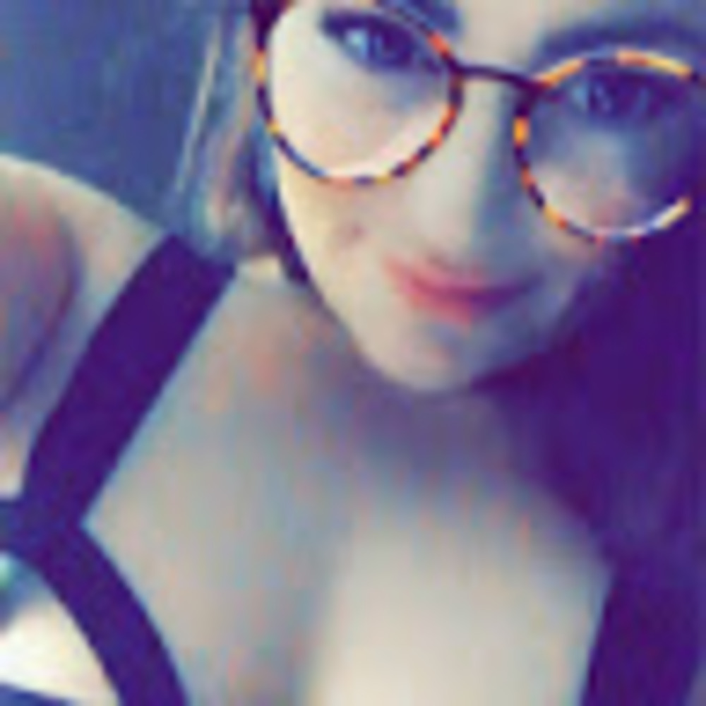 Meet your Posher, Khloe